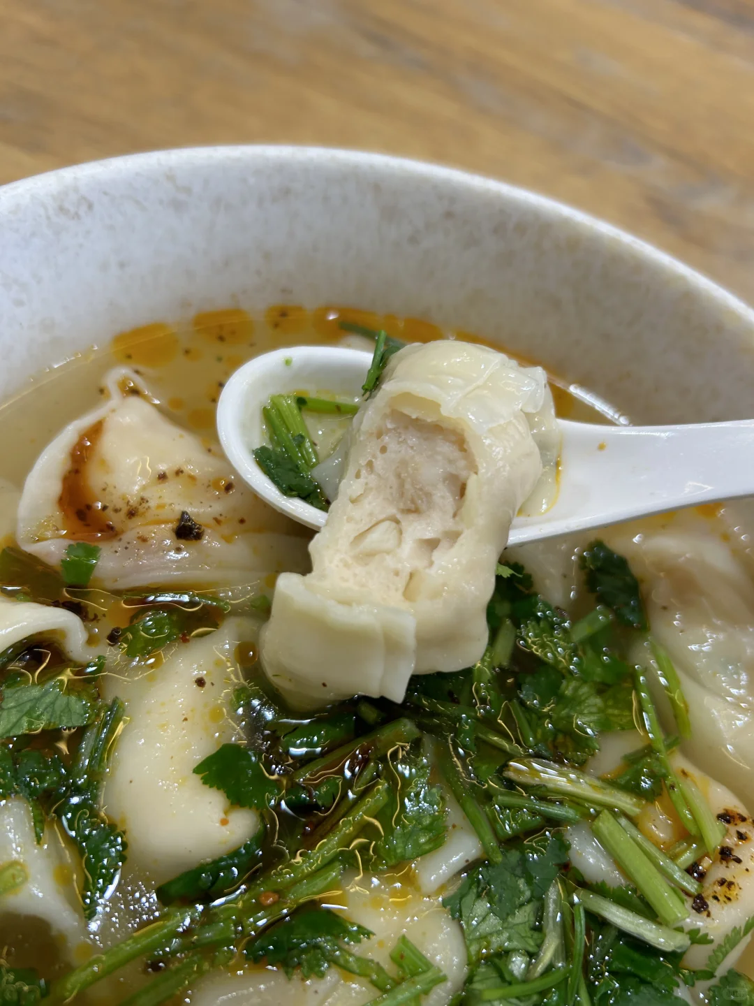 虾仁虾滑馄饨的来源实拍